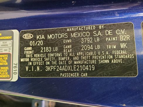 Used 2020 Kia Forte LXS FWD image 33