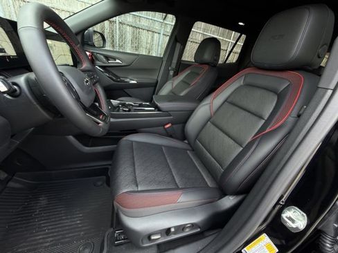New 2026 Chevrolet Equinox RS w/ Convenience Package III FWD image 18