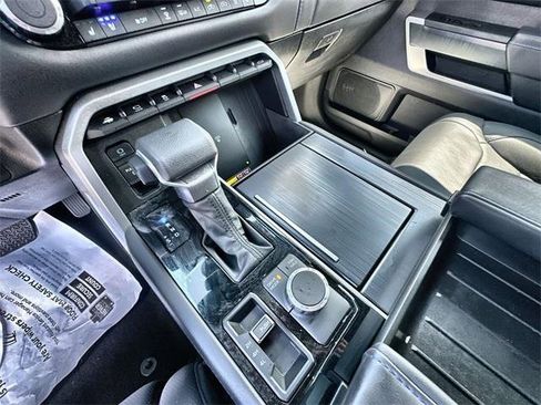 Used 2025 Toyota Tundra Platinum image 29