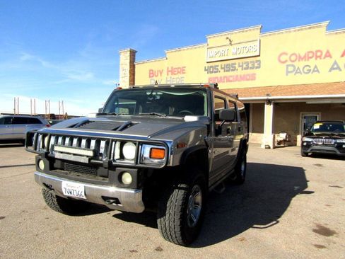 Used 2003 HUMMER H2 w/ Preferred Equipment Group image 3