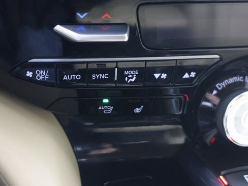 Used 2022 Acura MDX SH-AWD w/ Technology Package image 9