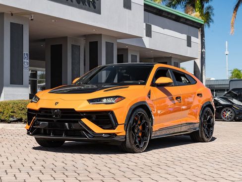 Used 2023 Lamborghini Urus Performante image 40