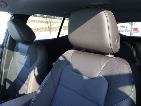 New 2026 Chevrolet Trax LT w/ Driver Confidence Package image 15