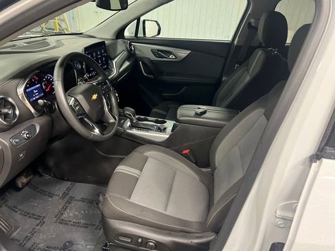 Certified 2025 Chevrolet Blazer LT w/ Convenience Package image 13