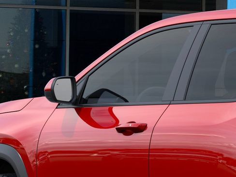 New 2027 Chevrolet Equinox LT FWD image 12