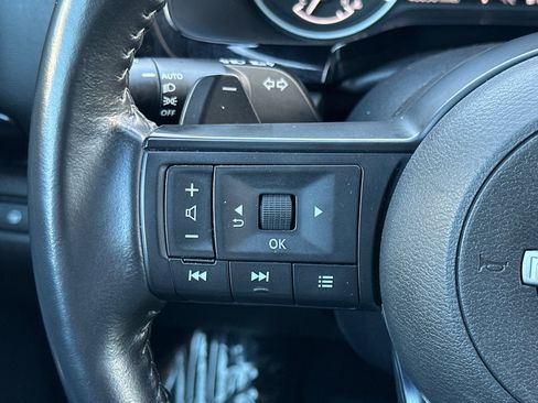 Used 2024 Nissan Pathfinder SV image 28