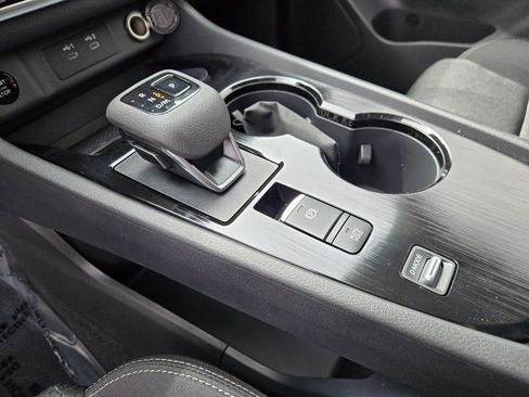 New 2026 Nissan Rogue SV FWD image 12