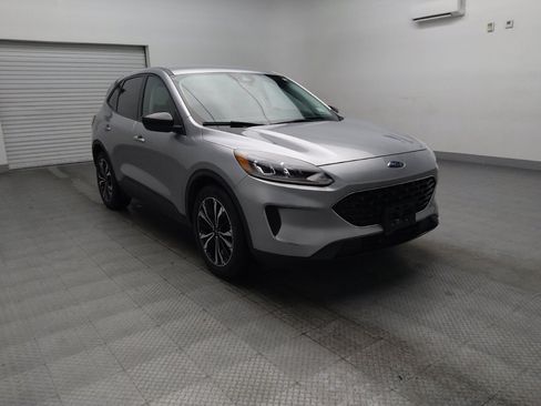 Used 2021 Ford Escape SE w/ SE Sport Appearance Package FWD image 13