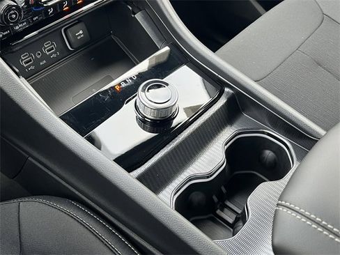 New 2025 Jeep Grand Cherokee L Laredo w/ Luxury Tech Group I image 30