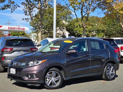 Used 2021 Honda HR-V EX image 2