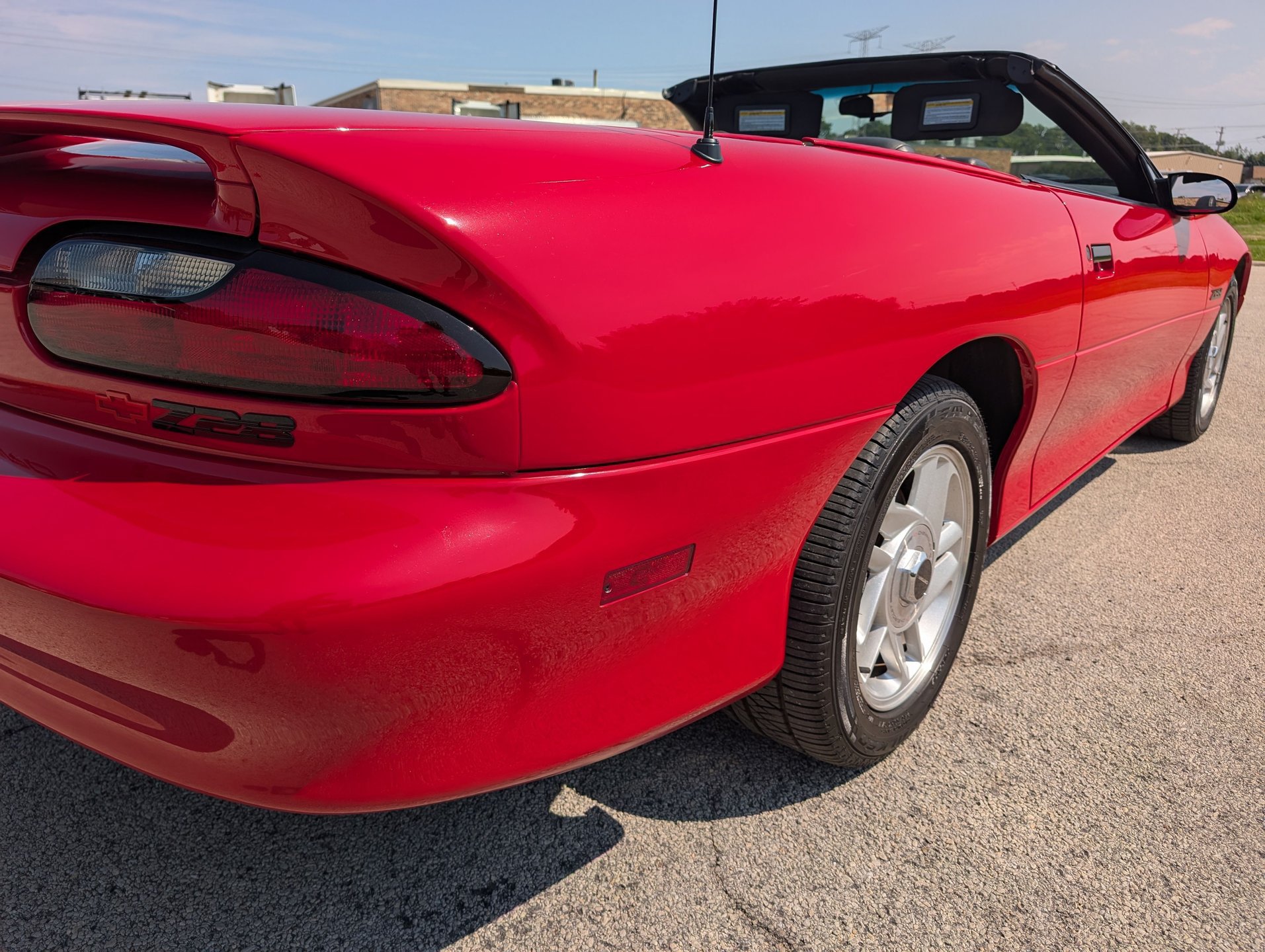 Used 1994 Chevrolet Camaro Z28 RWD image 44