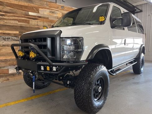 Used 2009 Ford E-350 and Econoline 350 XL image 20