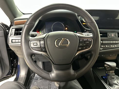 Certified 2025 Lexus ES 350 w/ Premium Package FWD image 18