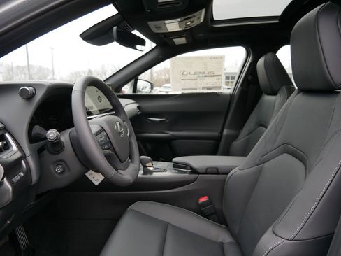New 2026 Lexus UX 300h AWD image 9