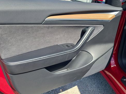 Used 2021 Tesla Model 3 Standard Range Plus image 16