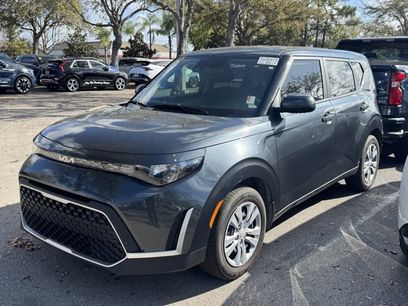 Certified 2025 Kia Soul LX