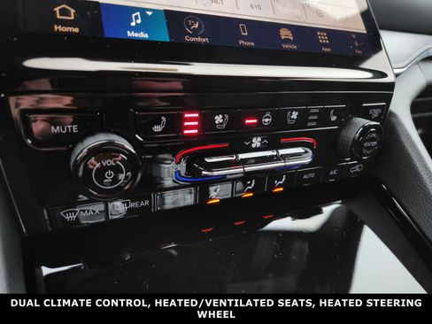 New 2025 Jeep Grand Cherokee L Overland w/ Luxury Tech Group IV image 4