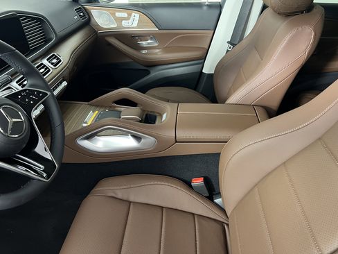 New 2025 Mercedes-Benz GLE 350 4MATIC image 4