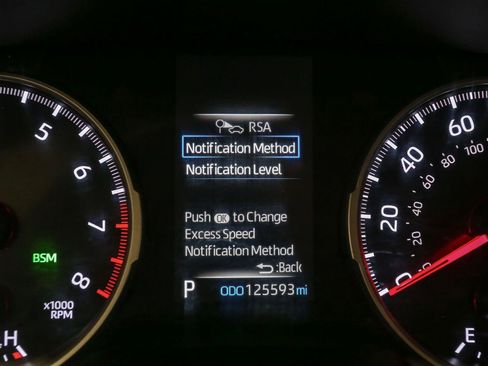 Used 2021 Toyota RAV4 XLE AWD/4WD image 36