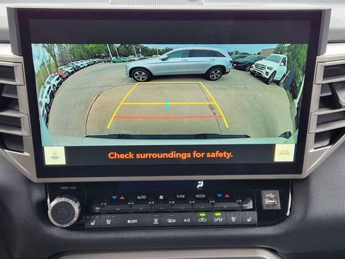 Used 2026 Toyota Tundra Limited w/ Power Package image 16