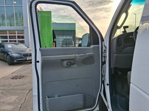 Used 2008 Ford E-150 and Econoline 150 RWD image 13