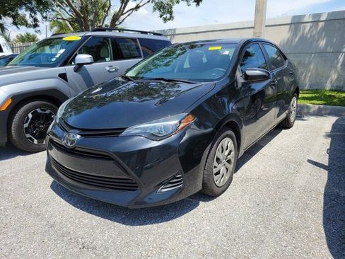 Certified 2019 Toyota Corolla LE image 3