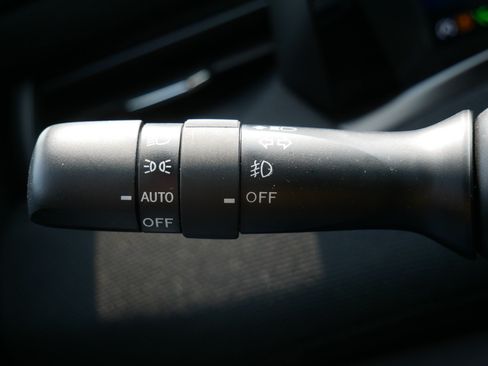 Used 2026 Subaru Outback Premium AWD/4WD image 29