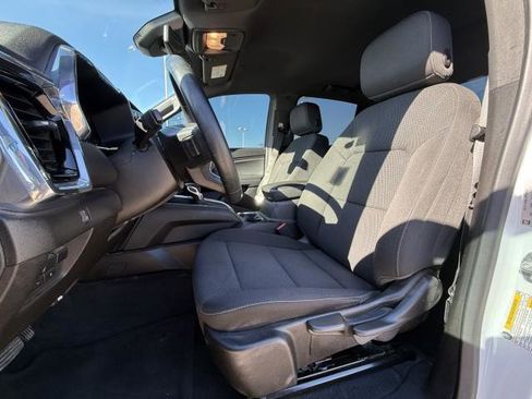 Used 2024 GMC Canyon Elevation w/ Convenience Package image 19