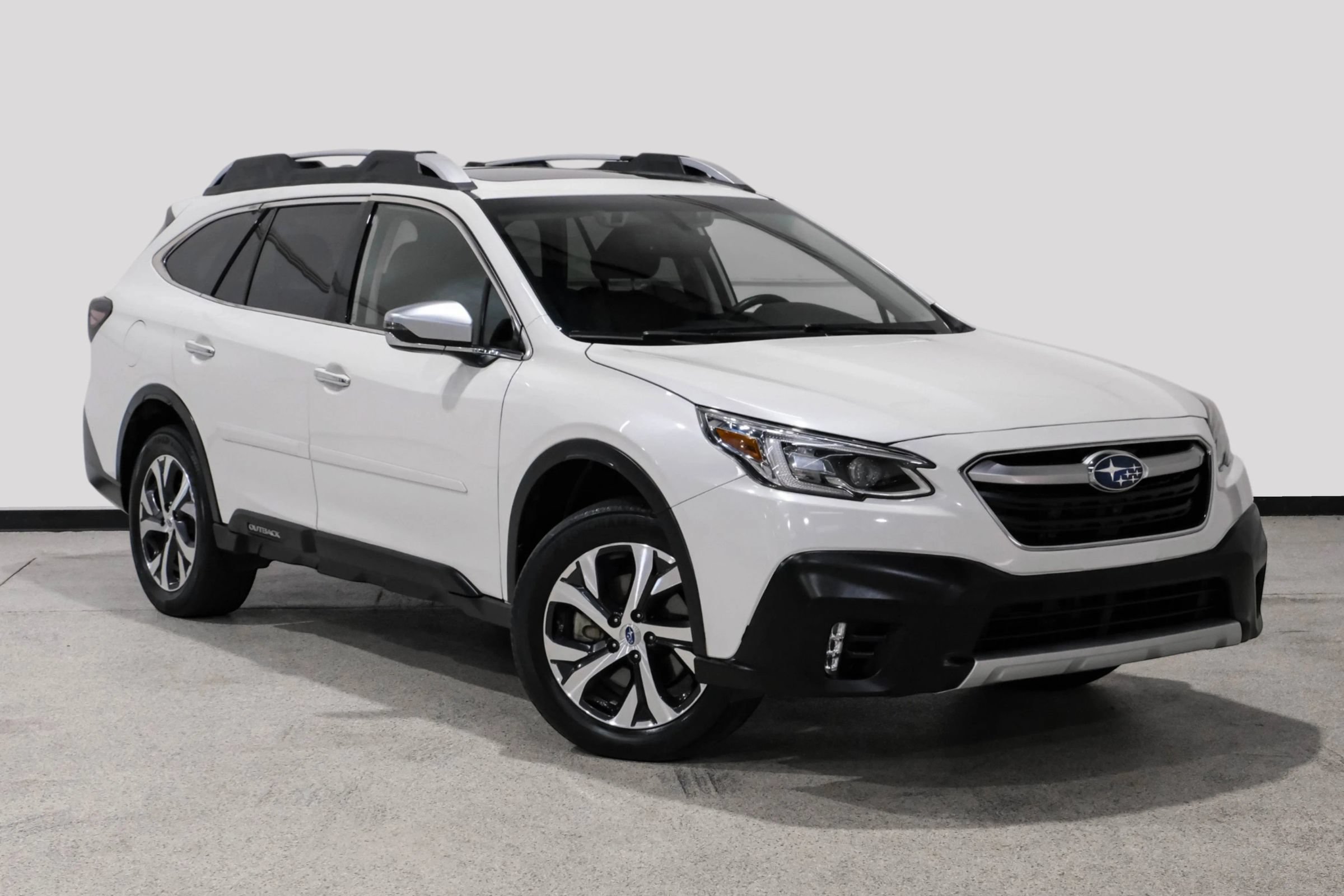 Used 2021 Subaru Outback Touring XT AWD/4WD image 4
