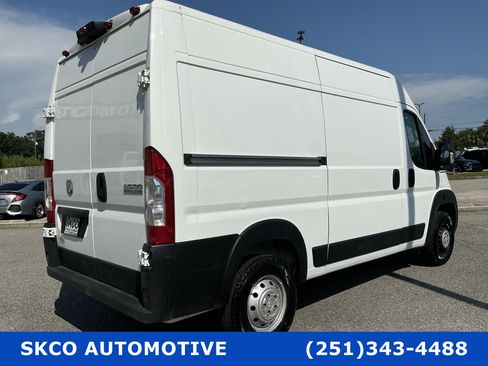 Used 2025 RAM ProMaster 2500 w/ Convenience Group FWD image 5