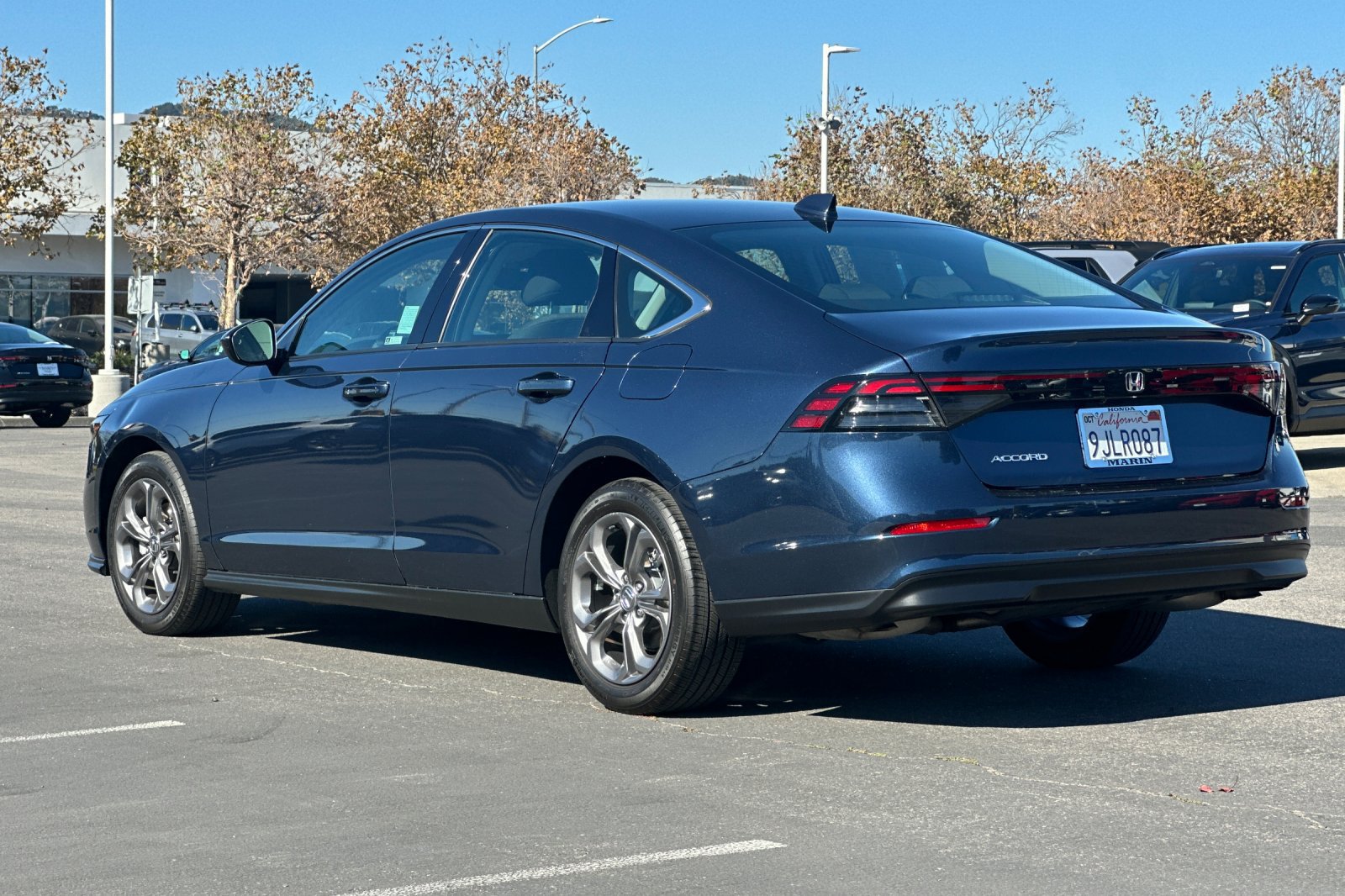Used 2023 Honda Accord EX image 5