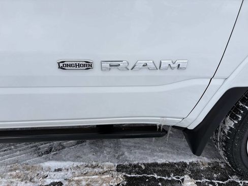Used 2021 RAM 1500 Limited image 6