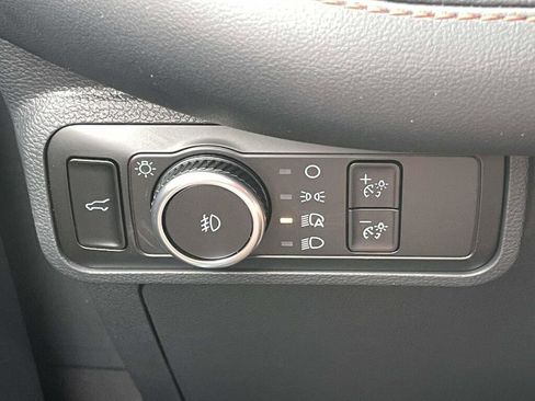 New 2026 Ford Explorer ST-Line AWD/4WD image 33