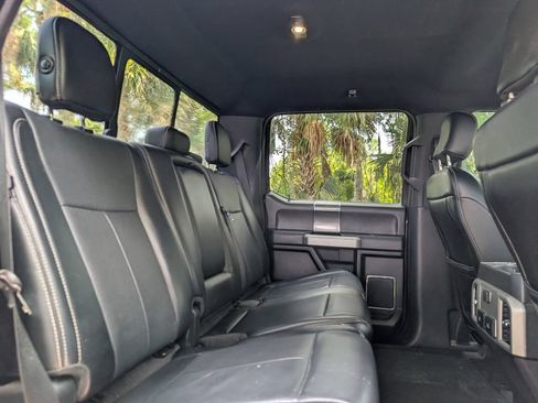 Used 2018 Ford F150 Lariat AWD/4WD image 17