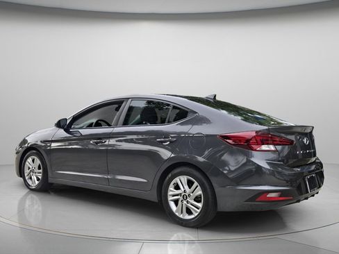 Used 2020 Hyundai Elantra Value Edition FWD image 8