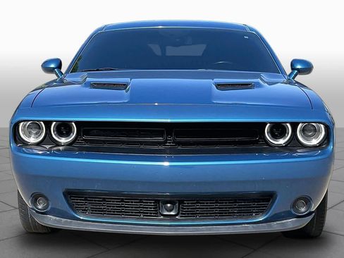 Used 2020 Dodge Challenger SXT w/ Plus Package RWD image 4