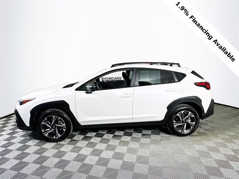 Used 2025 Subaru Crosstrek 2.0i Premium image 4