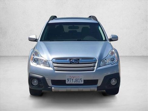 Used 2014 Subaru Outback 2.5i Limited AWD/4WD image 2