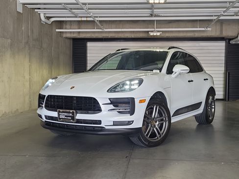 Certified 2019 Porsche Macan S AWD/4WD image 1