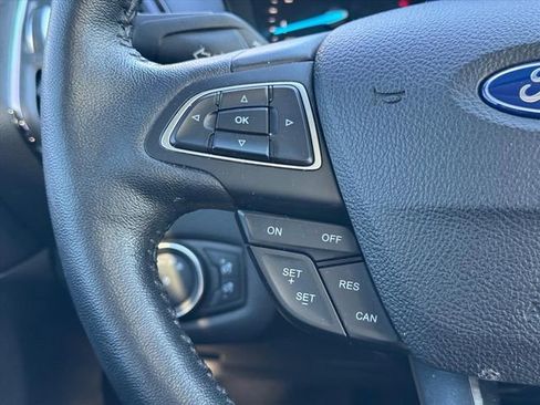 Used 2018 Ford Escape Titanium AWD/4WD image 18