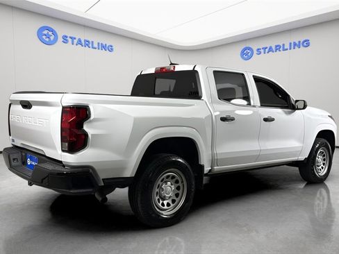 Used 2024 Chevrolet Colorado W/T w/ WT Convenience Package image 9