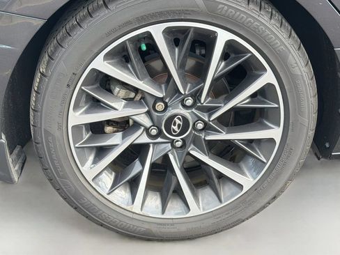 Used 2020 Hyundai Sonata Limited w/ Cargo Package FWD image 9