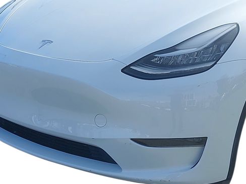 Used 2023 Tesla Model Y Long Range AWD/4WD image 9