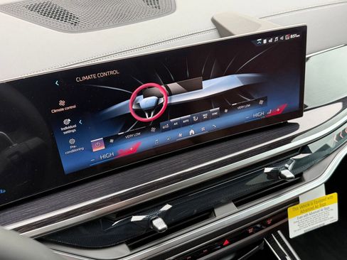 New 2026 BMW X5 sDrive40i w/ M Sport Package image 27