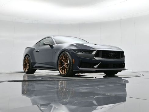 Used 2025 Ford Mustang Dark Horse image 41