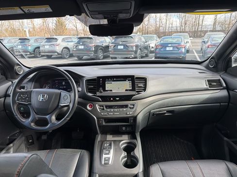 Used 2023 Honda Passport TrailSport image 12