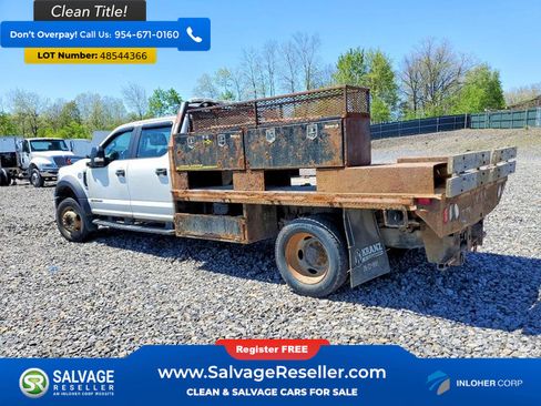 Used 2019 Ford F450 XL w/ Power Equipment Group AWD/4WD image 3