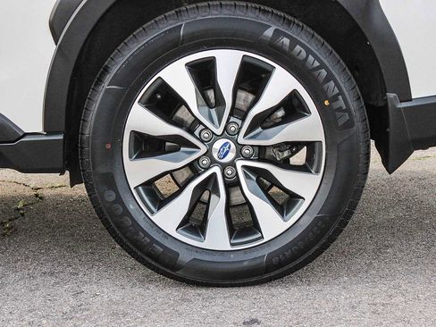 Used 2023 Subaru Outback Touring XT image 8