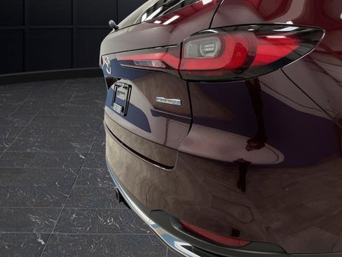 Used 2024 MAZDA CX-90 Plug-In Hybrid w/ Premium Plus image 33