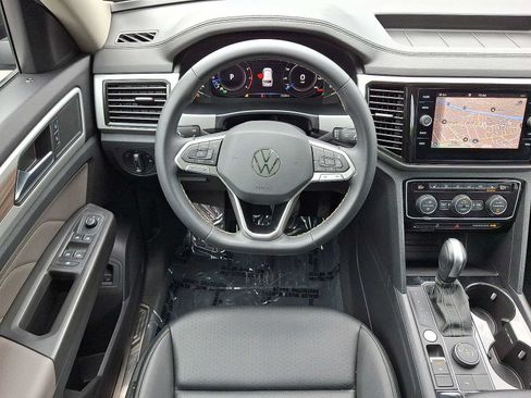 Used 2023 Volkswagen Atlas SEL AWD/4WD image 26